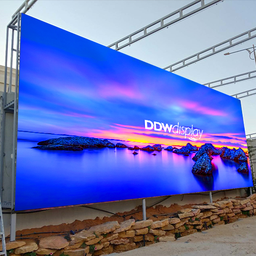 Outdoor Rental LED Screen for Saudi Arabia cafe experience center 